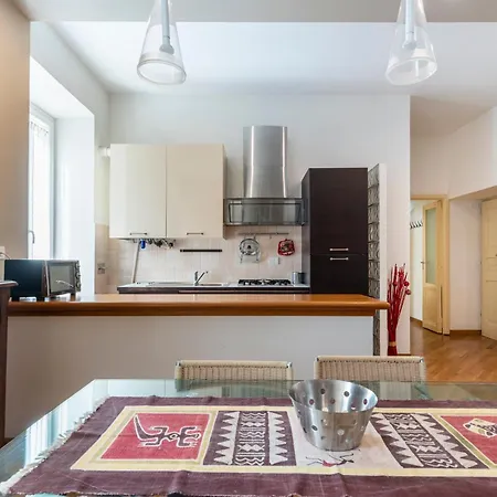 Casa Elena - Italyholidayhouse Roma